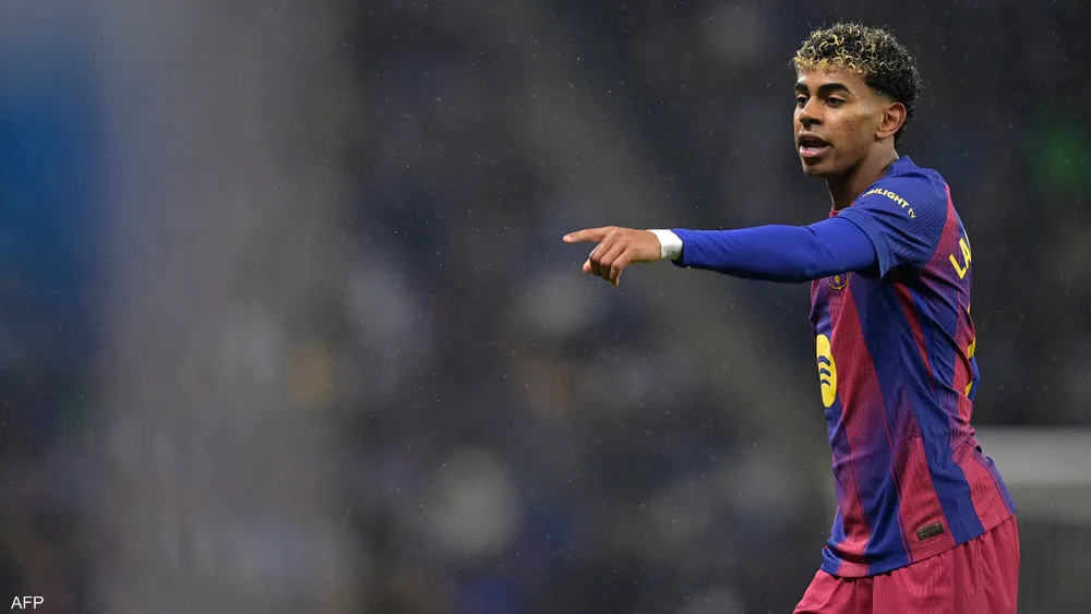 قبل ساعات من الكلاسيكو.. يامال يشعل الأجواء بـ